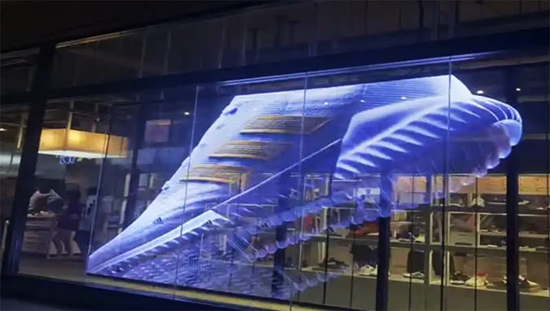 到2025年，LED透明屏的市场产值约100亿元